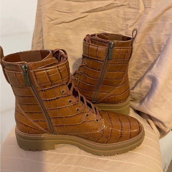 Michael Kors boots size 10 new without tags - Picture 4 of 4